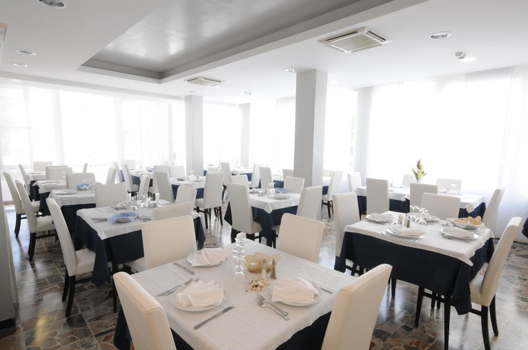 Hotel Ermeti B&B Brunch Ριτσόνε Εξωτερικό φωτογραφία