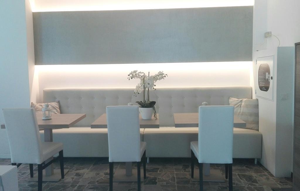 Hotel Ermeti B&B Brunch Ριτσόνε Εξωτερικό φωτογραφία